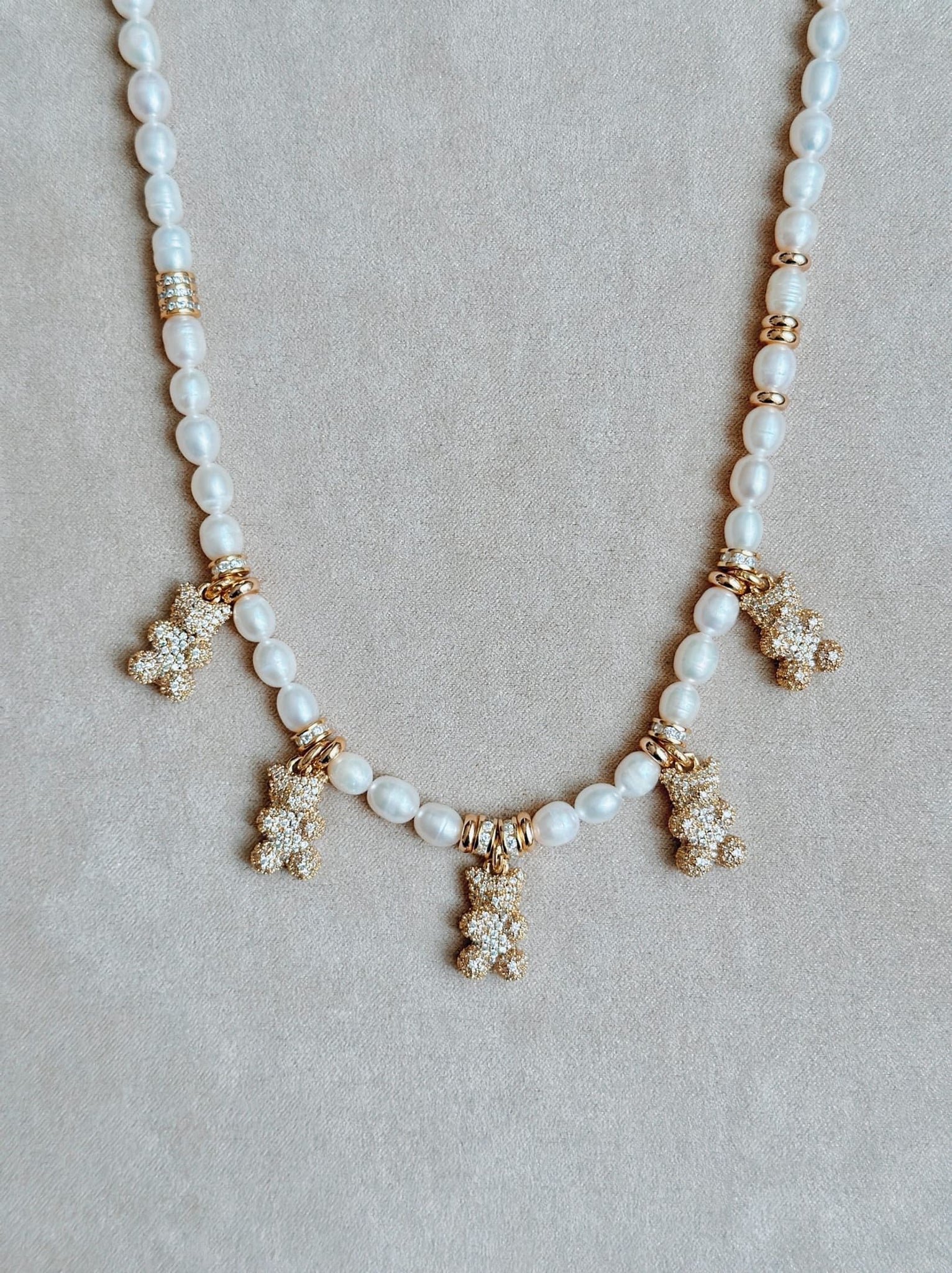 Collier OURSONS blancs scintillants et perles naturelles